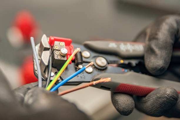 Best Ceiling Fan Installation Electrician  in Macom, IL